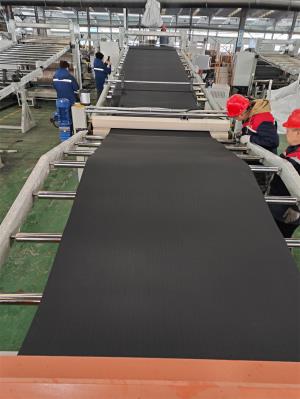 PET板材生產(chǎn)線(xiàn)_PET板材生產(chǎn)線(xiàn)